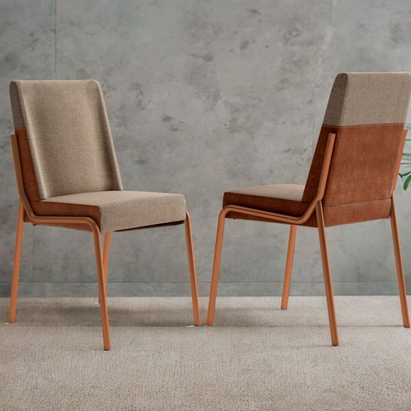 CJ 02 CADEIRAS CARRARO HUG 1749 COURINO CARAMELO/AREIA C/ TUBO ROSE